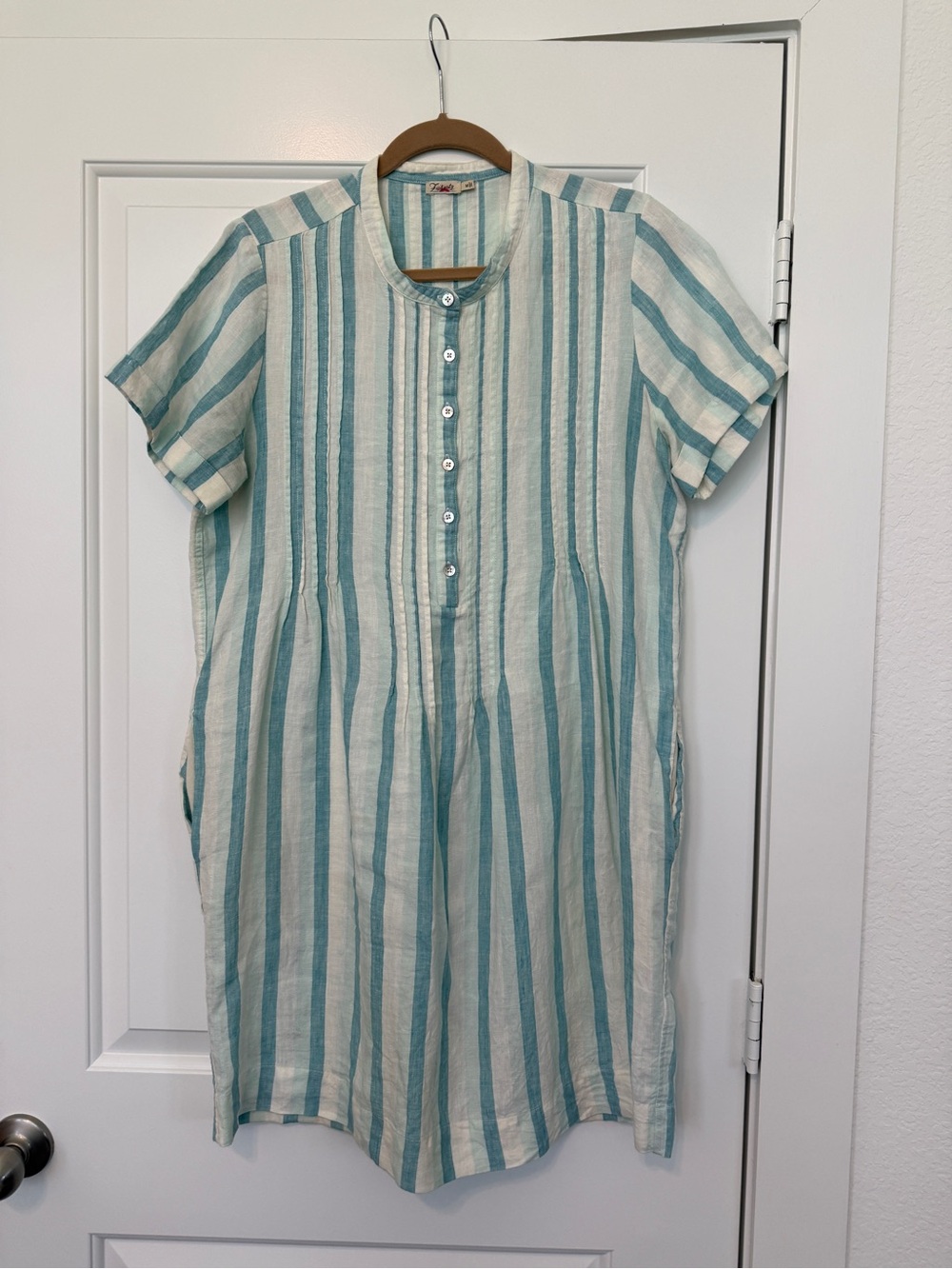 Faherty Germina Pintuck Blue- White Striped Linen Dress Short Sleeve M Pockets